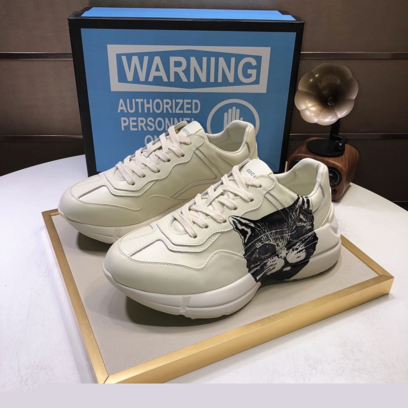 G*u*i casual shoes